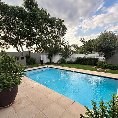 Stylish Executive Apartment With Power Backup Johannesburg Eksteriør bilde
