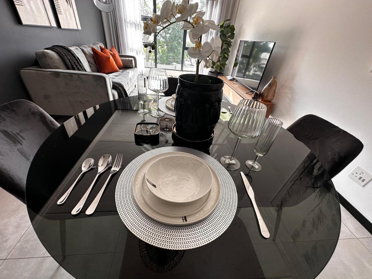 Stylish Executive Apartment With Power Backup Johannesburg Eksteriør bilde