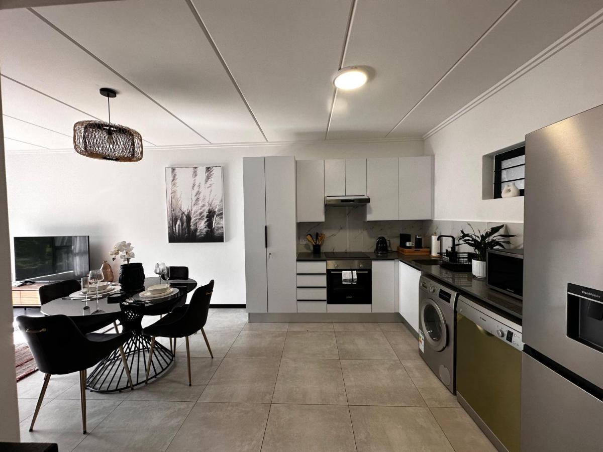 Stylish Executive Apartment With Power Backup Johannesburg Eksteriør bilde