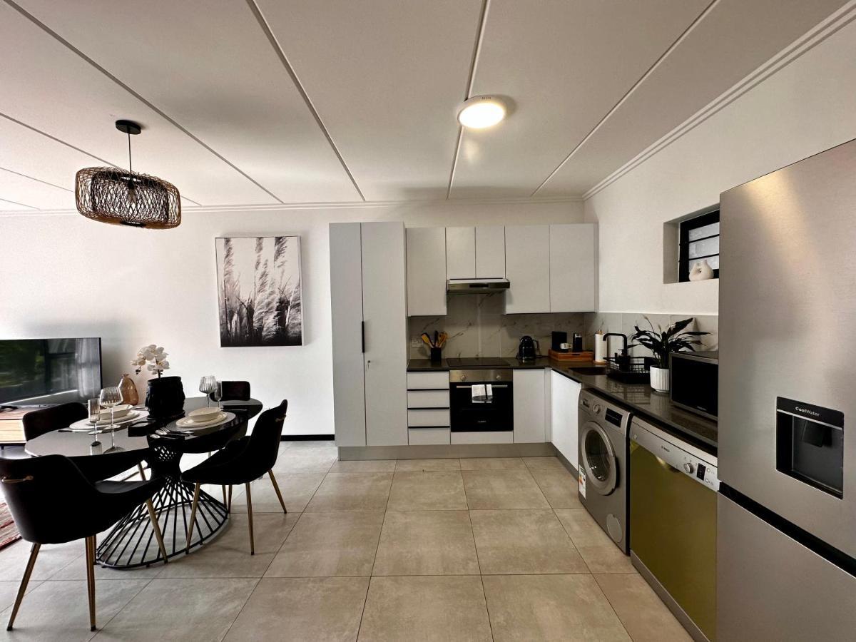 Stylish Executive Apartment With Power Backup Johannesburg Eksteriør bilde