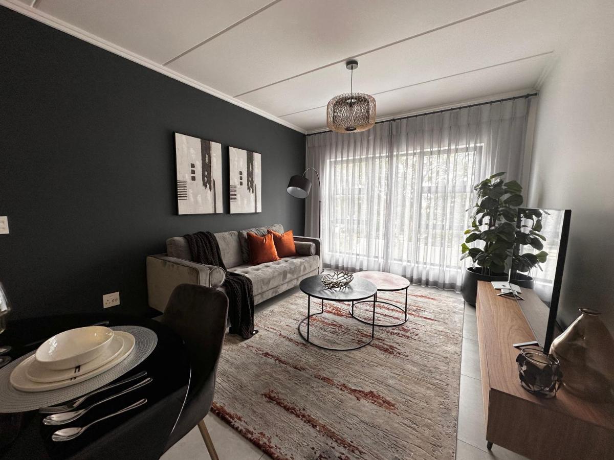 Stylish Executive Apartment With Power Backup Johannesburg Eksteriør bilde